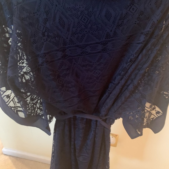 Beautiful evening Dress just beautiful lacy color blue size 12. You’ll love it! - Picture 2 of 6